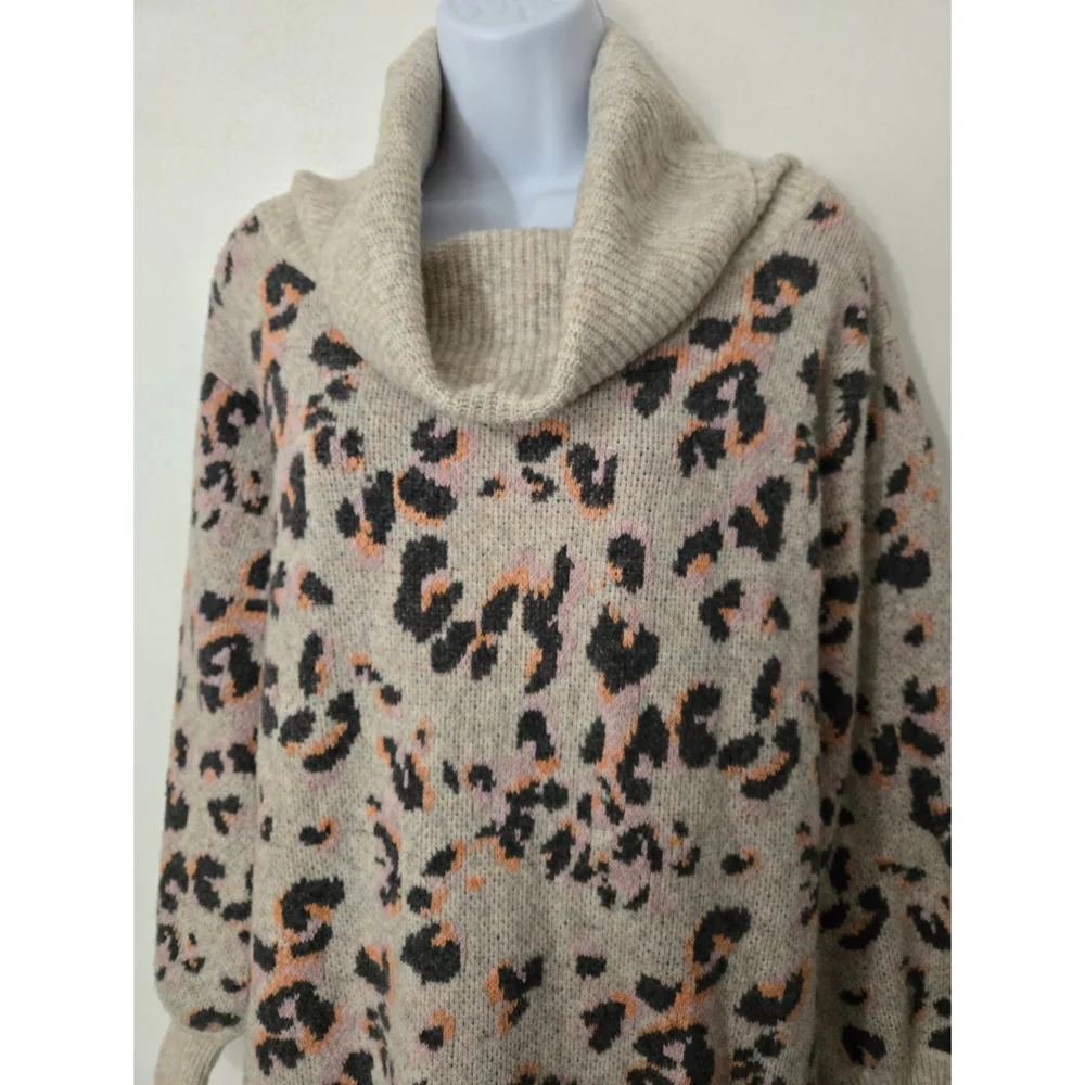 NWT Anthropologie Women's Leopard Print Sweater Size Medium - Picture 8 of 12